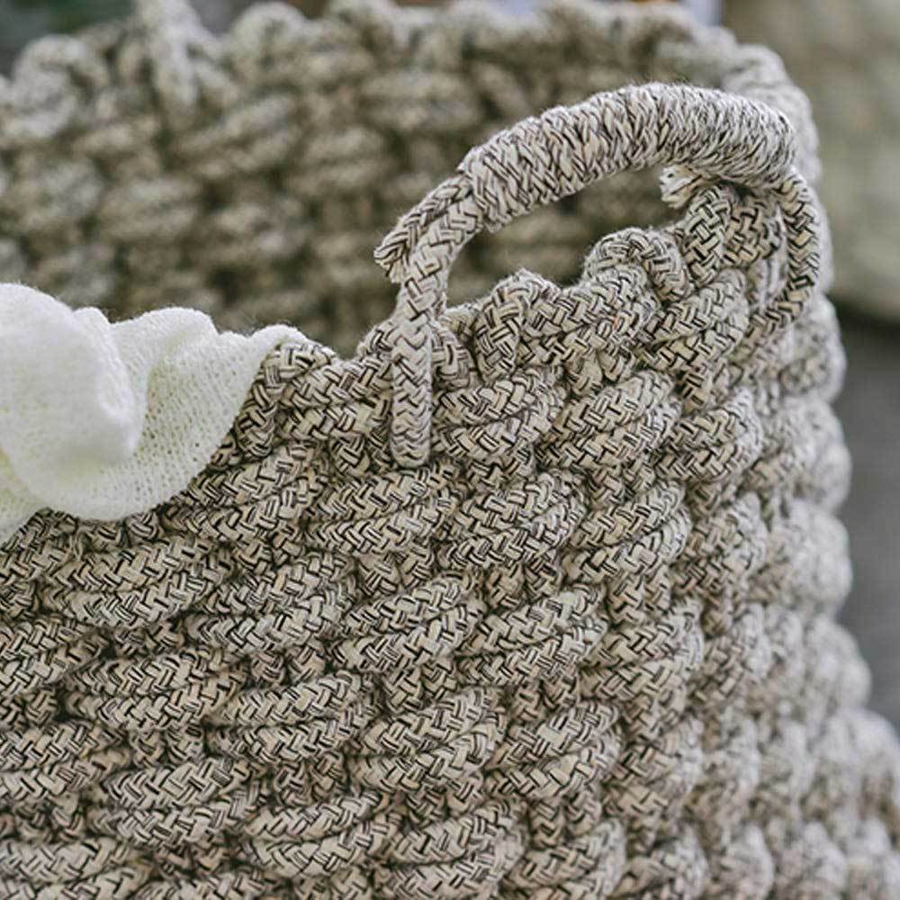 Panier à Linge Design en Tricot