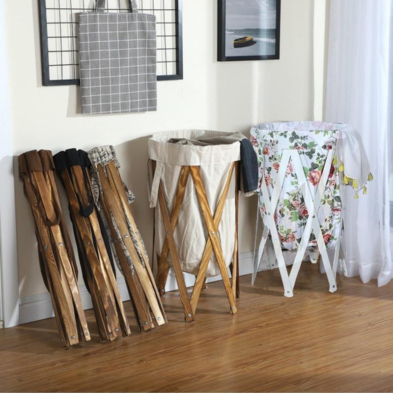 Panier à Linge en Bois Blanc et Roses