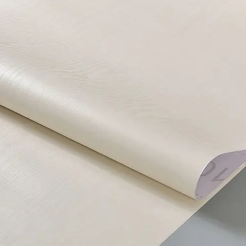 Papier Adhésif pour Meuble Effet Bois Lisse en Vinyle sur fond gris