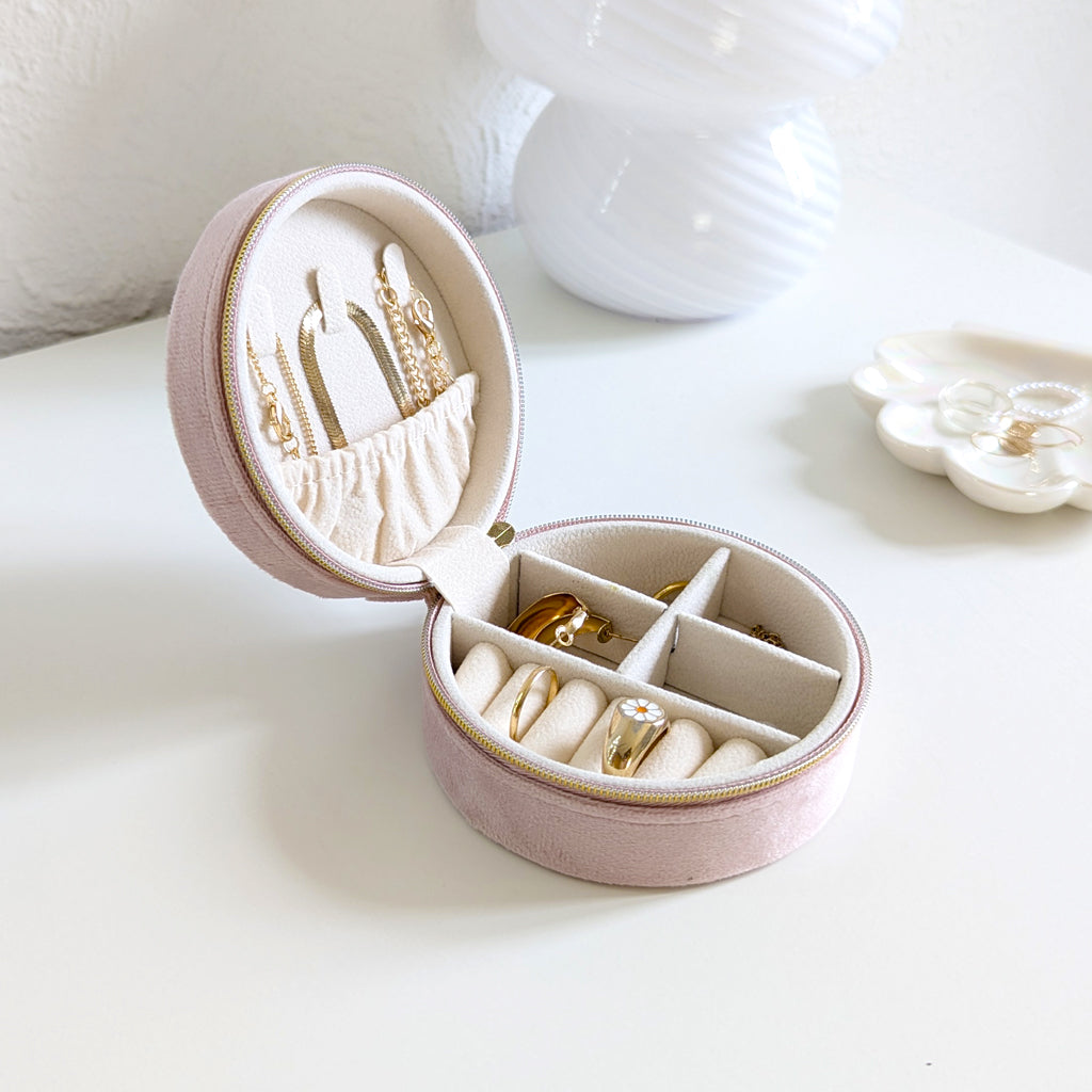 Petite trousse à bijoux ronde en velours