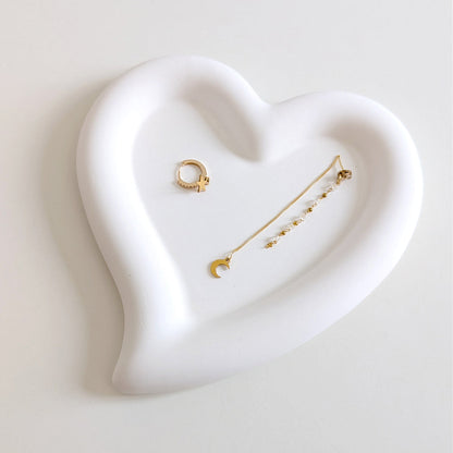Plateau à bijoux en forme de coeur romantique