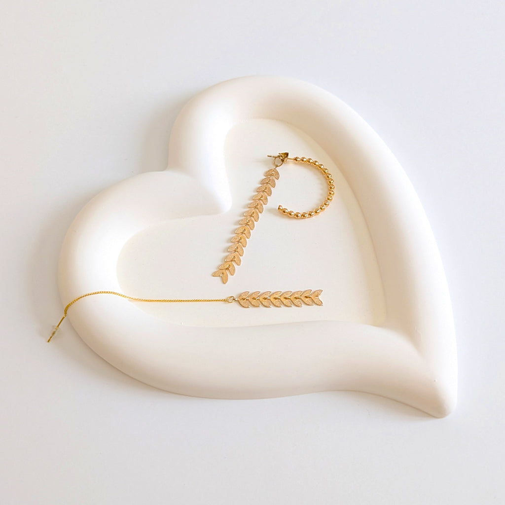 Plateau à bijoux en forme de coeur romantique