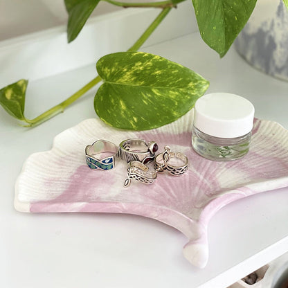 Plateau bijoux gingko en jesmonite