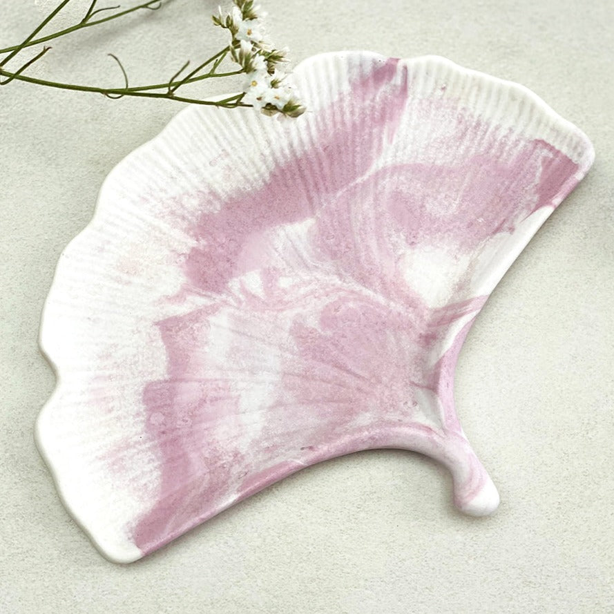 Plateau bijoux gingko en jesmonite