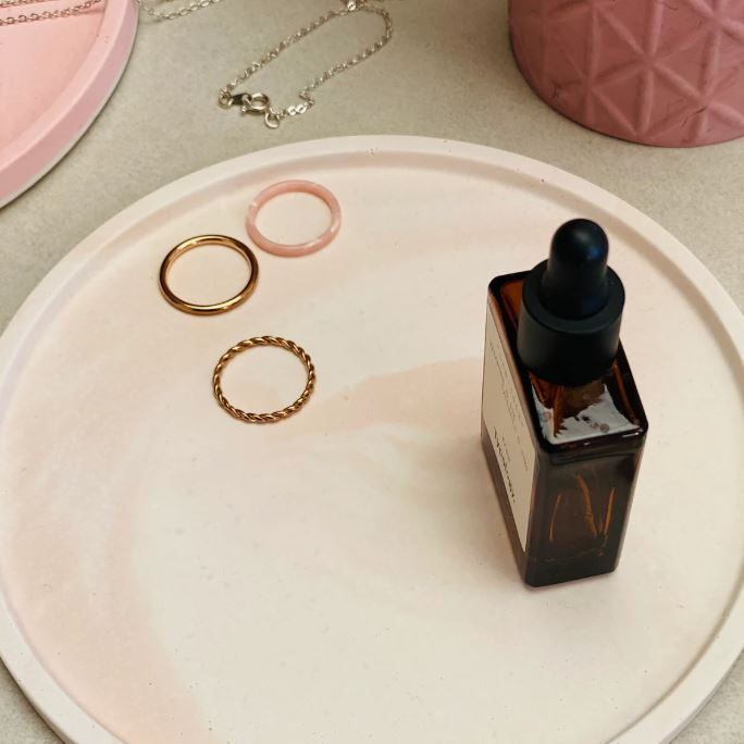 Plateau rond en Jesmonite effet Terrazzo
