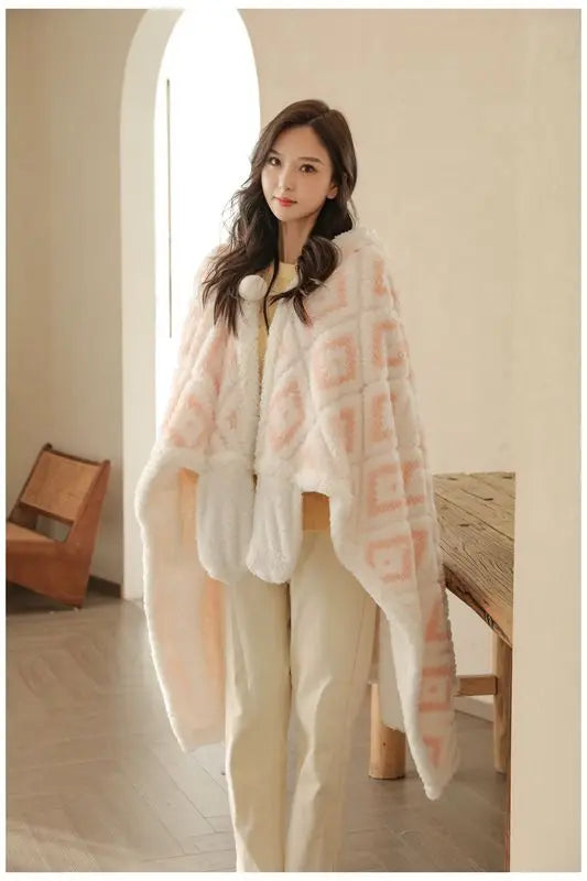 Poncho Plaid à Capuche Motif Aztèque Rose Avec Moufles Sherpa