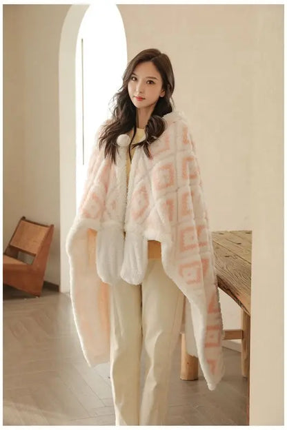 Poncho Plaid à Capuche Motif Aztèque Rose Avec Moufles Sherpa