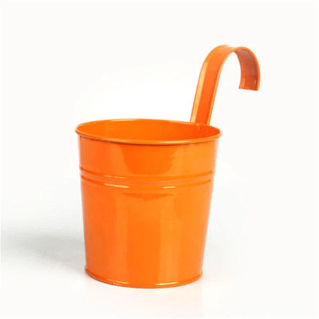 Porte Pot de Fleur avec Poignée Crochet en Métal sur fond blannc