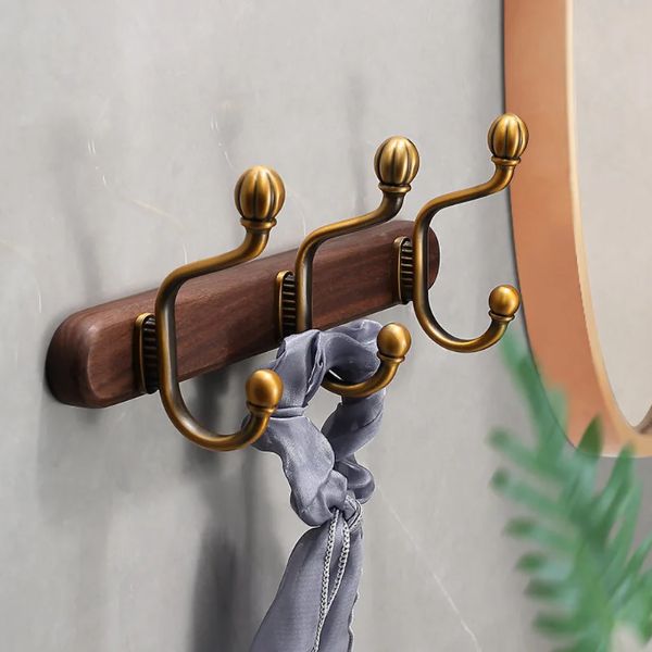 Porte manteau entrée vintage