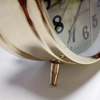 Réveil mécanique avec cloches