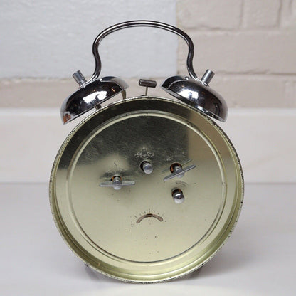 Réveil mécanique avec trotteuse