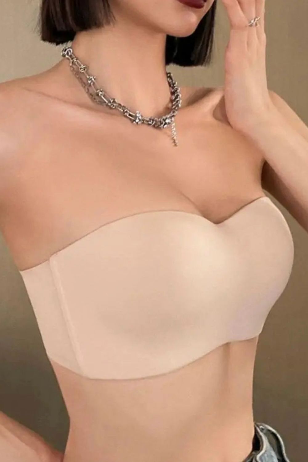 Soutien-gorge bandeau sans armature et sans bretelles