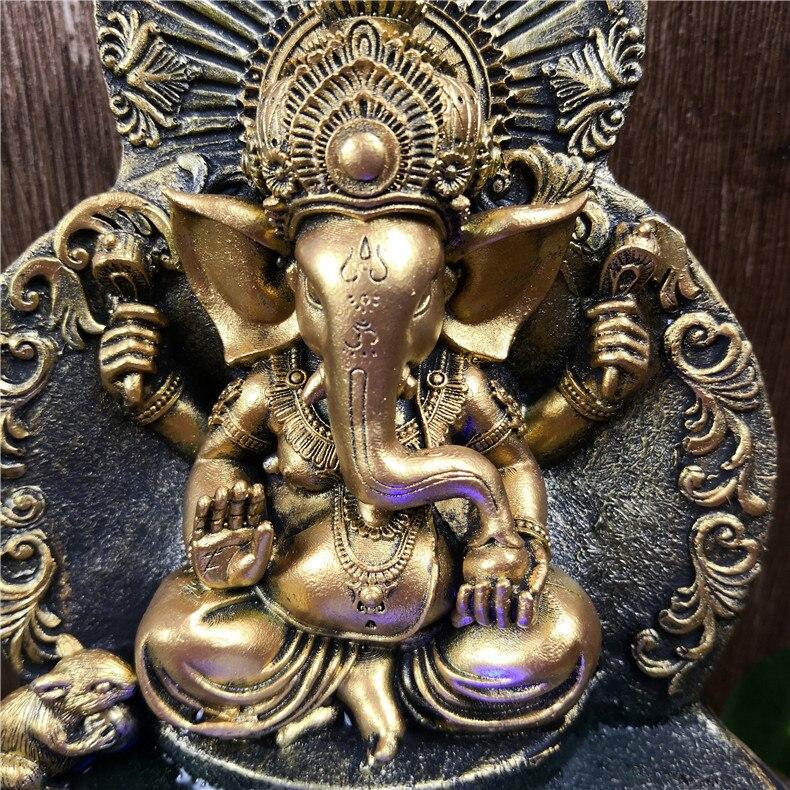 Dieu éléphant fontaine