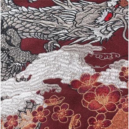Sukajan homme rouge