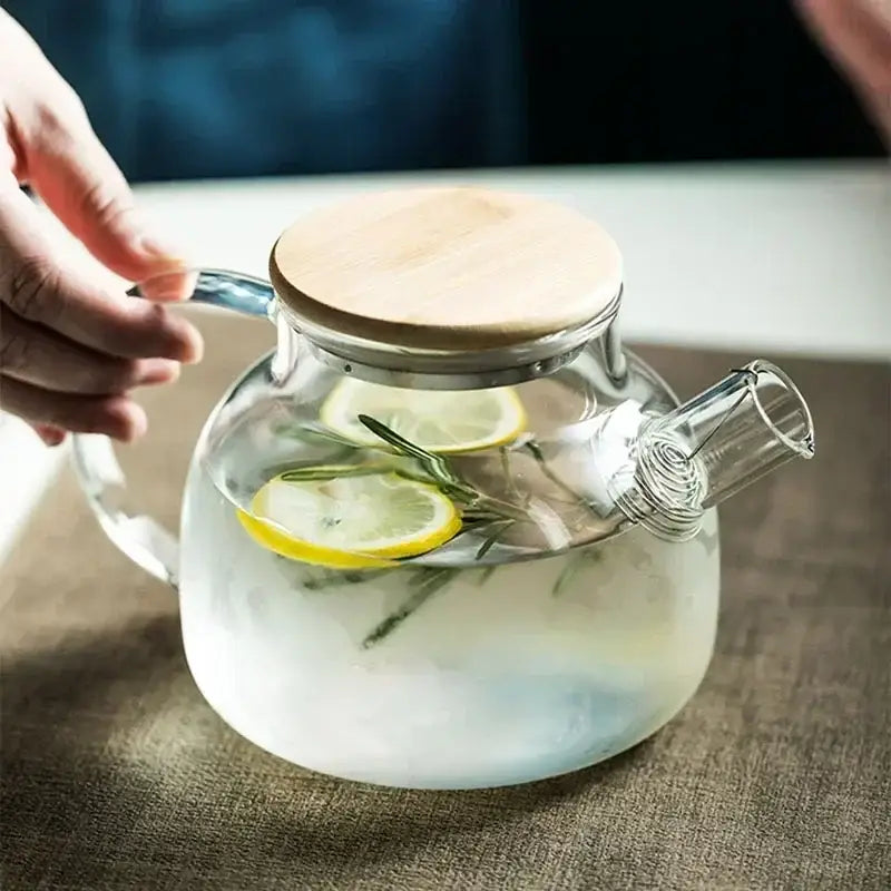 Théière en verre transparent