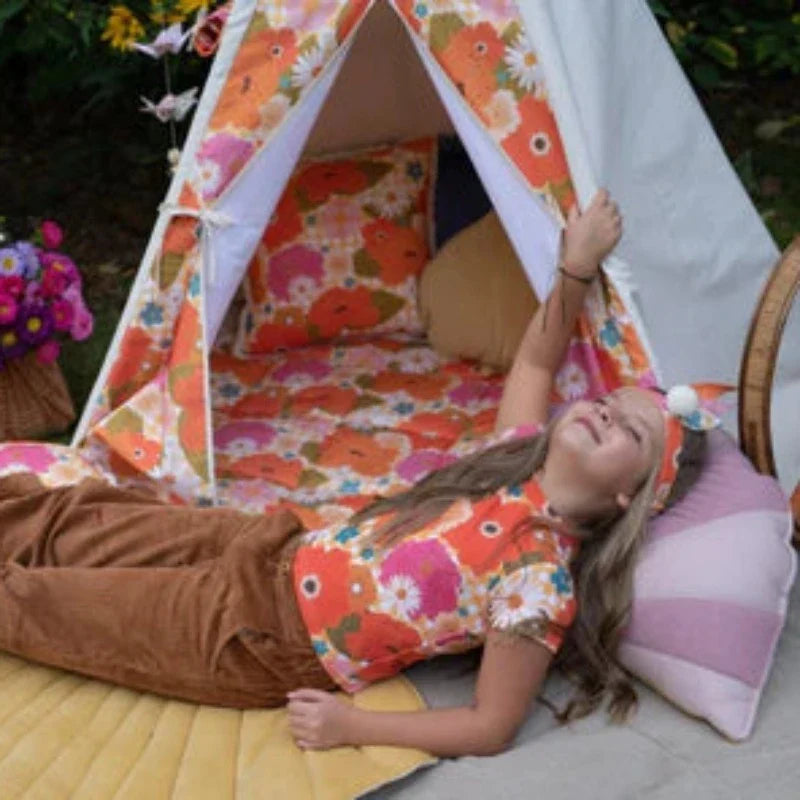 Ensemble Tipi et Tapis Pique-nique avec Fleurs