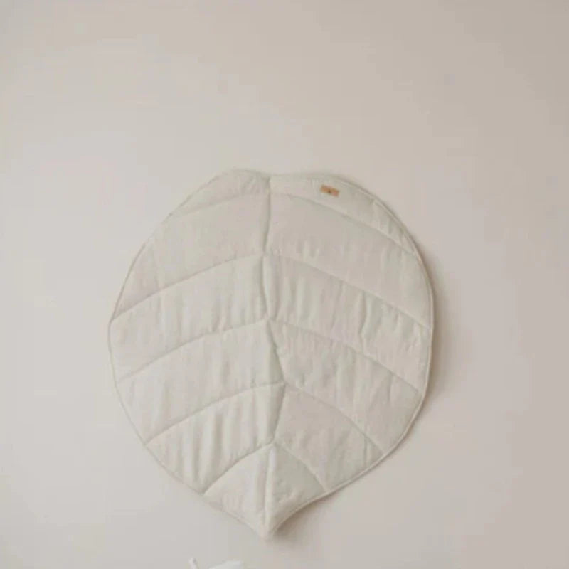 Ensemble Tipi et Tapis de feuilles « Blanche Neige »