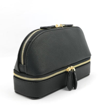 Trousse de maquillage et emplacements bijoux en cuir
