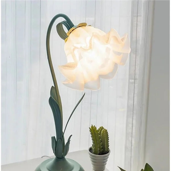 Lampe de Table Vintage à Fleurs Ajustable – Élégance Pratique et Design Inspiré de la Nature