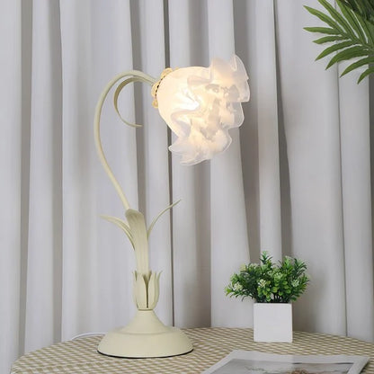Lampe de Table Vintage à Fleurs Ajustable – Élégance Pratique et Design Inspiré de la Nature