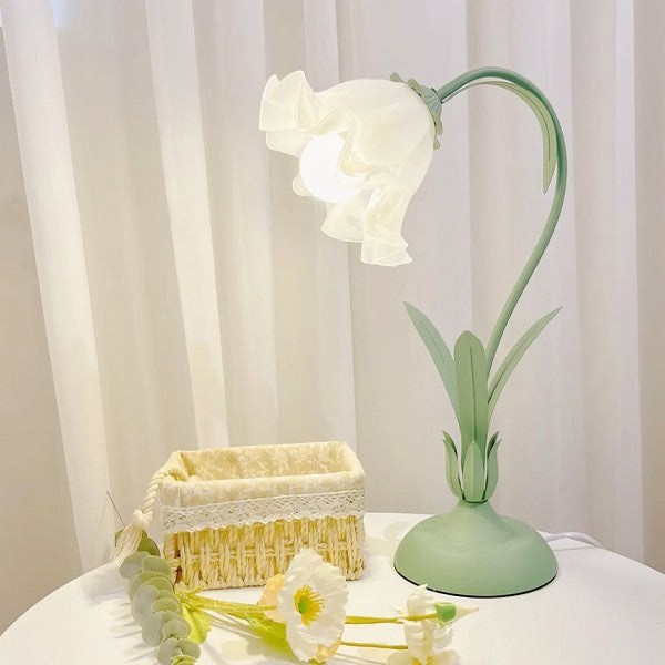 Lampe de Table Vintage à Fleurs Ajustable – Élégance Pratique et Design Inspiré de la Nature