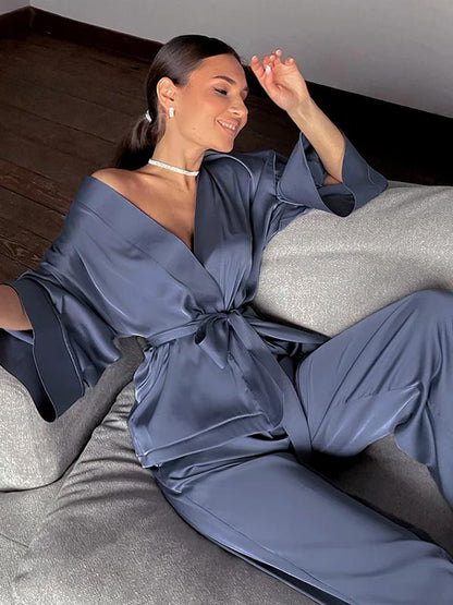Pyjama En Satin Pour Femme "Mystère de Nuit"
