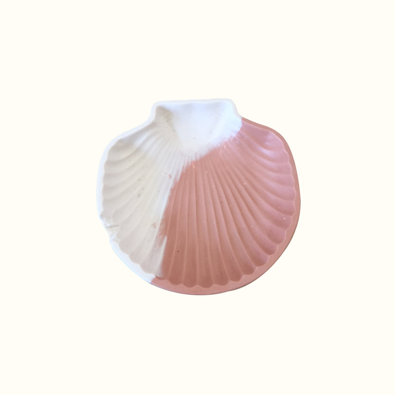 Vide poche coquillage bicolore terracotta et blanc en jesmonite